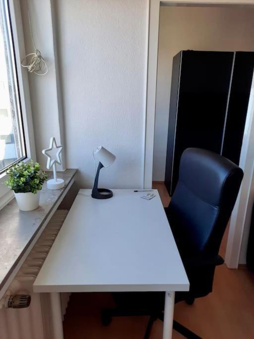 City-Wohnung Mit Ausblick Бохум Экстерьер фото