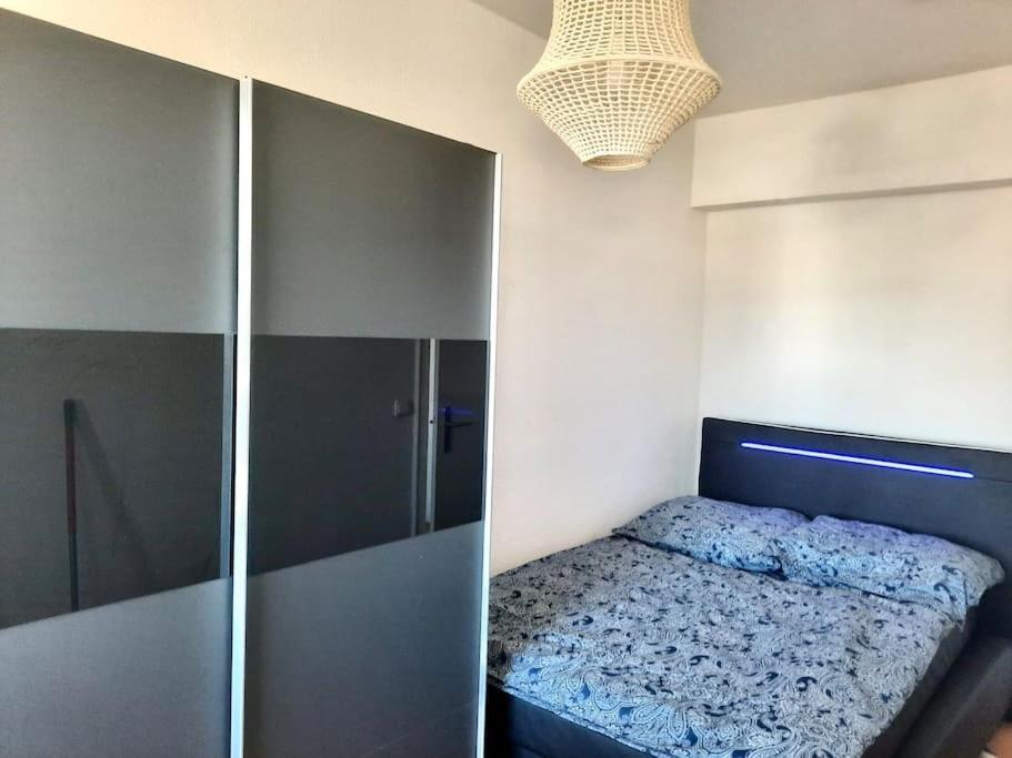 City-Wohnung Mit Ausblick Бохум Экстерьер фото
